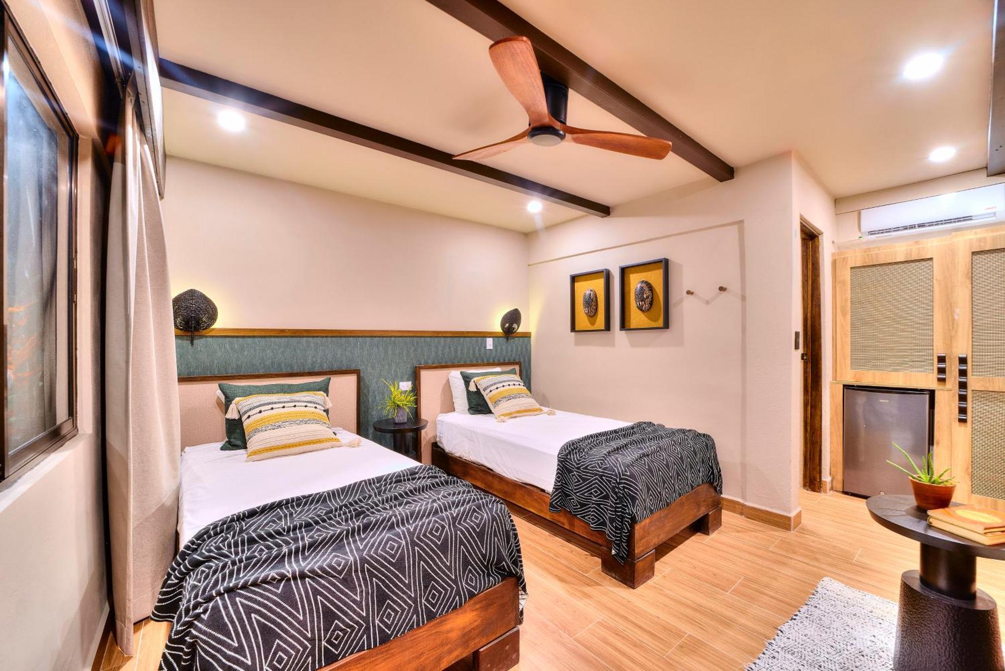 Conga Boutique Hotel Puerto Viejo de Talamanca Экстерьер фото