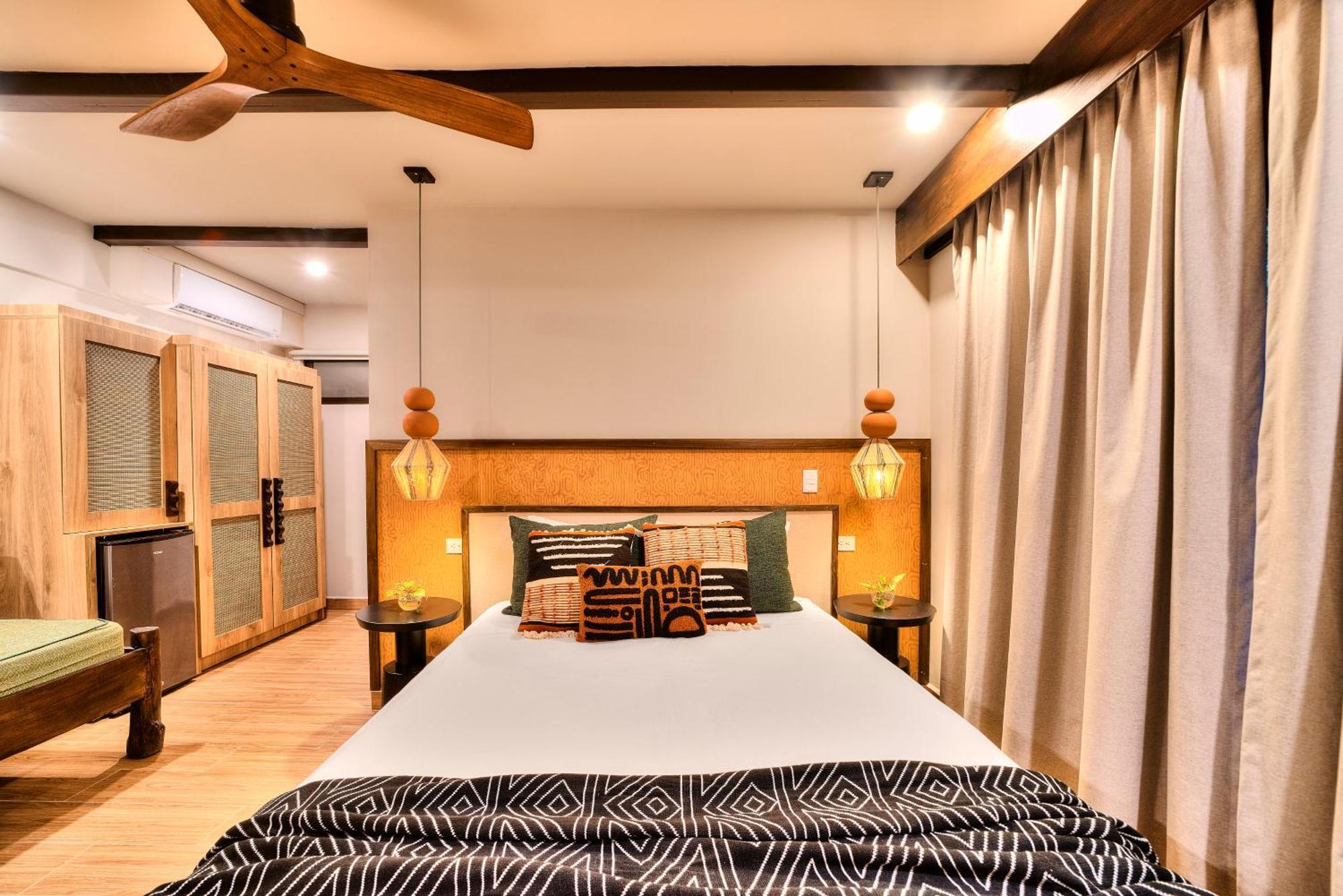Conga Boutique Hotel Puerto Viejo de Talamanca Экстерьер фото