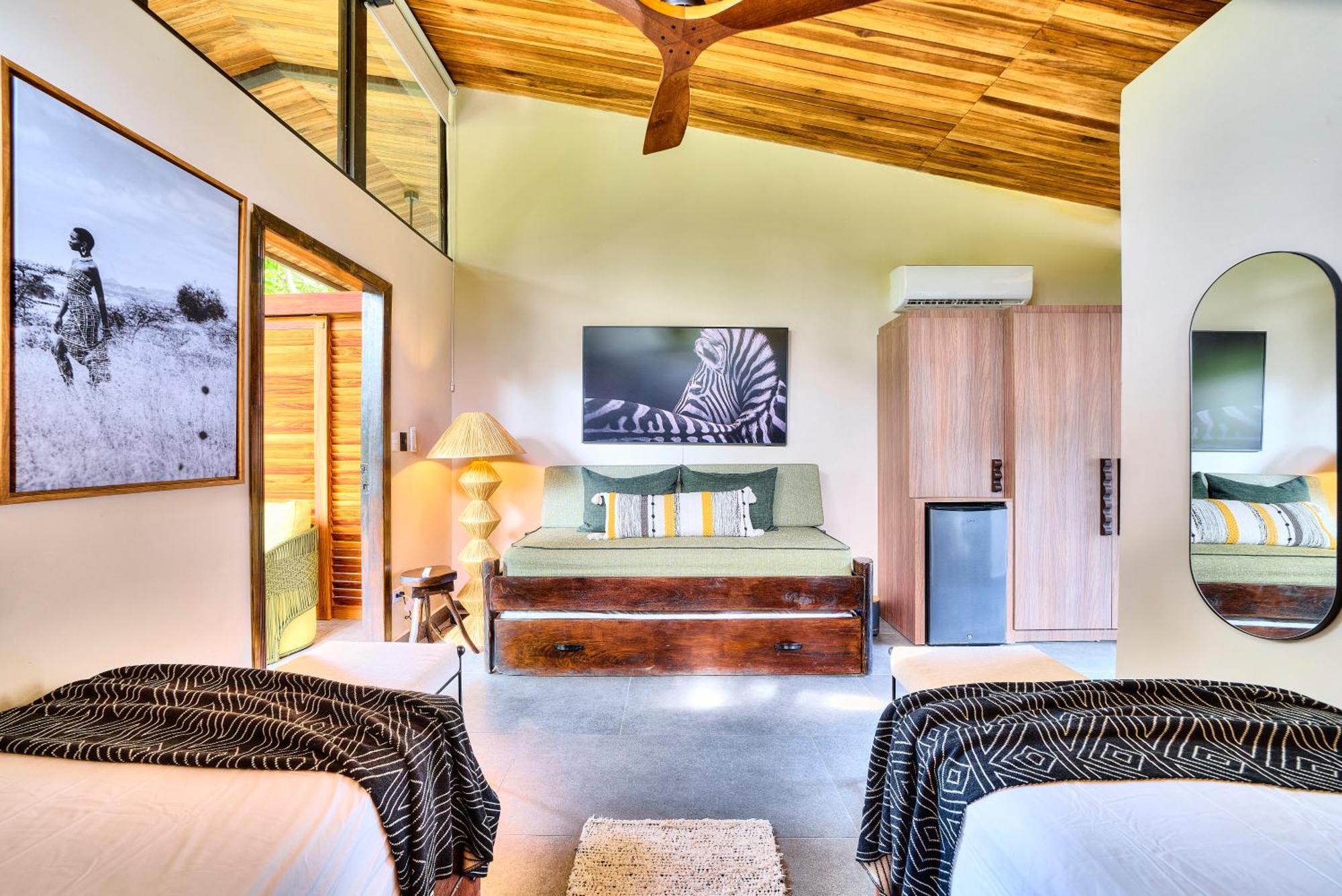 Conga Boutique Hotel Puerto Viejo de Talamanca Экстерьер фото