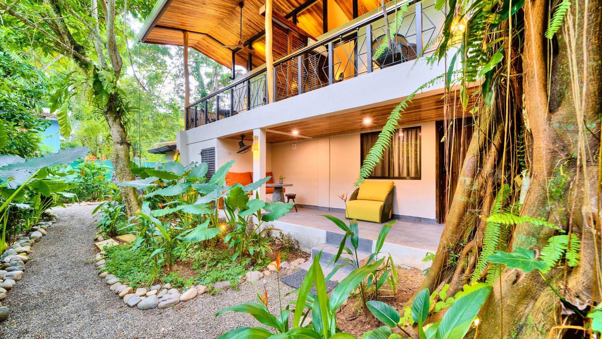 Conga Boutique Hotel Puerto Viejo de Talamanca Экстерьер фото