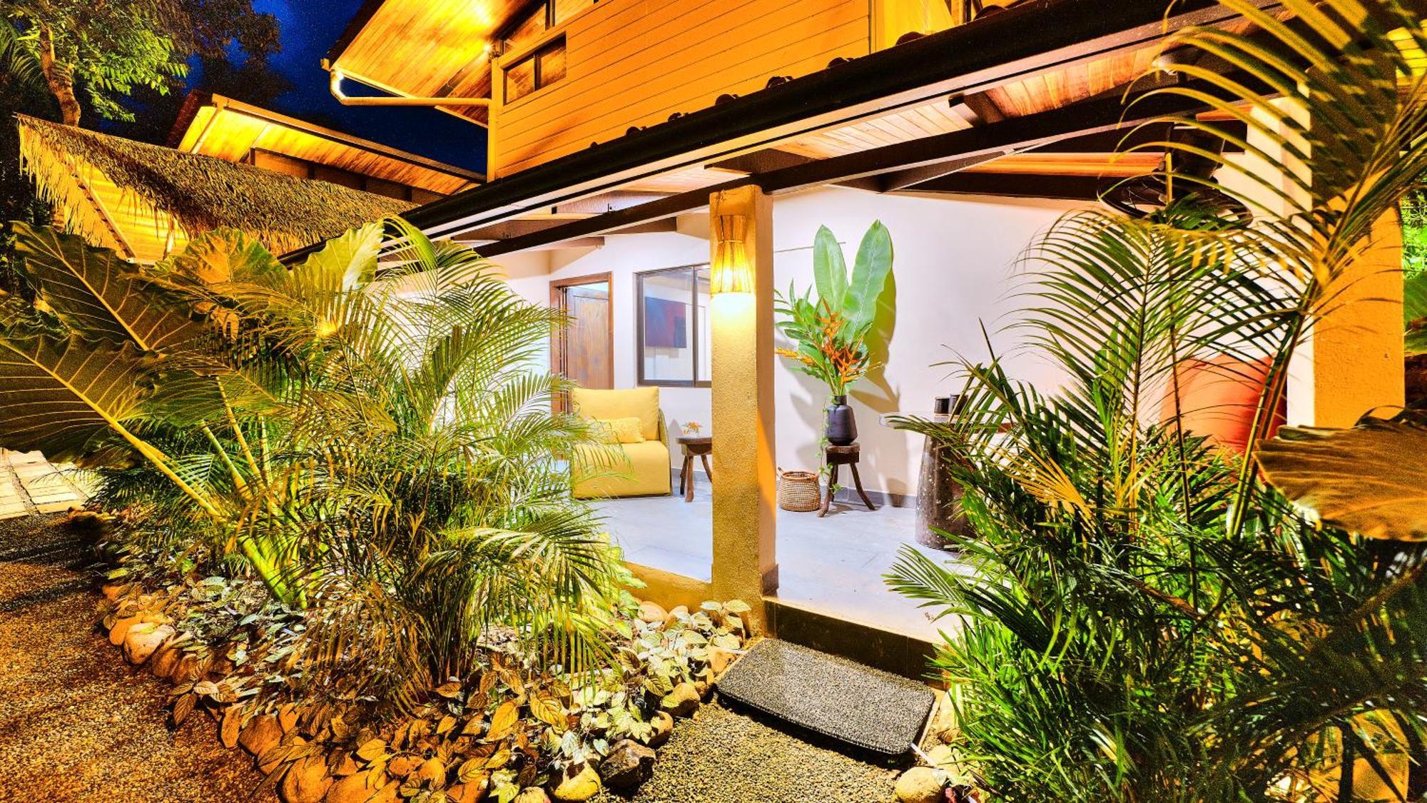 Conga Boutique Hotel Puerto Viejo de Talamanca Экстерьер фото