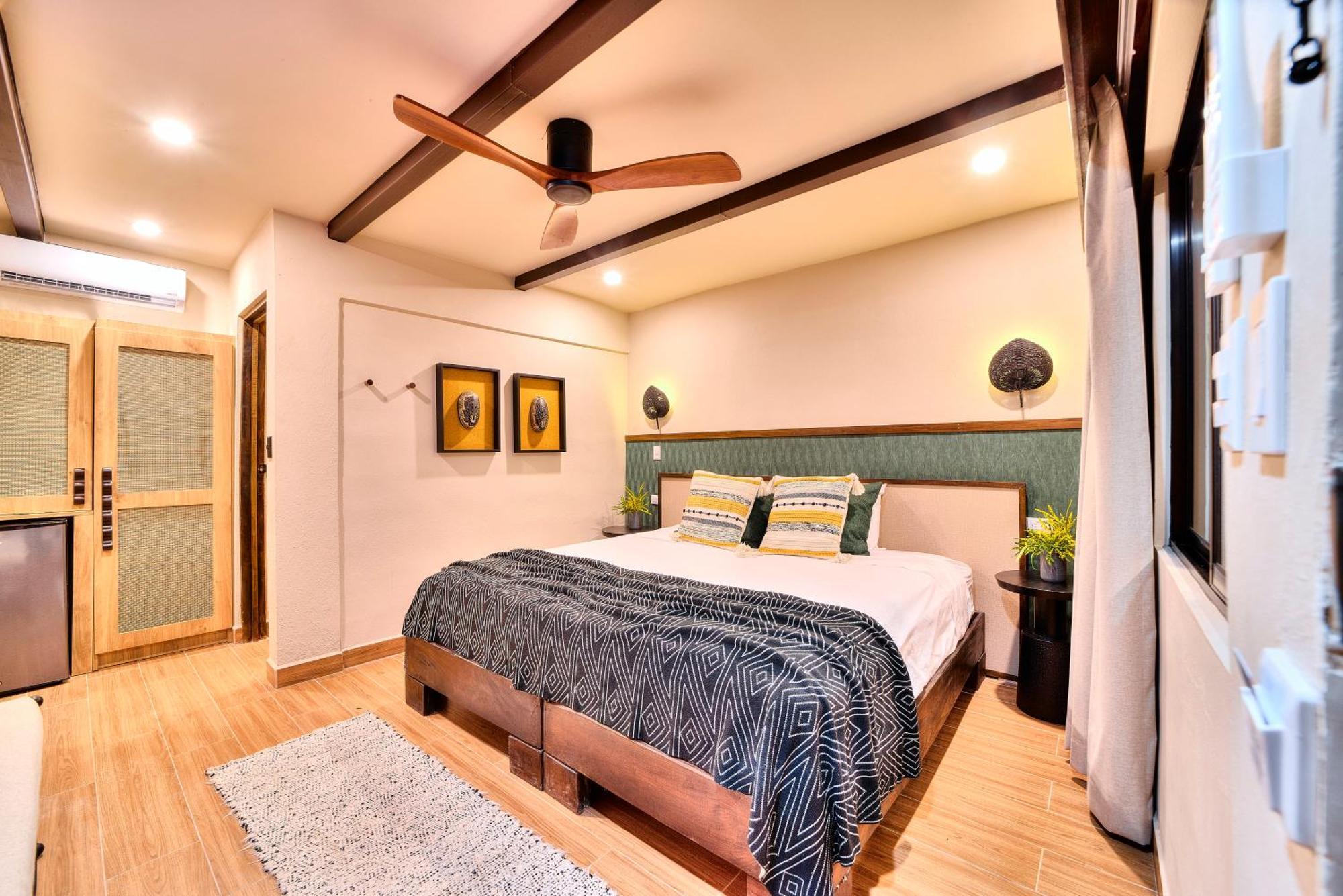 Conga Boutique Hotel Puerto Viejo de Talamanca Экстерьер фото