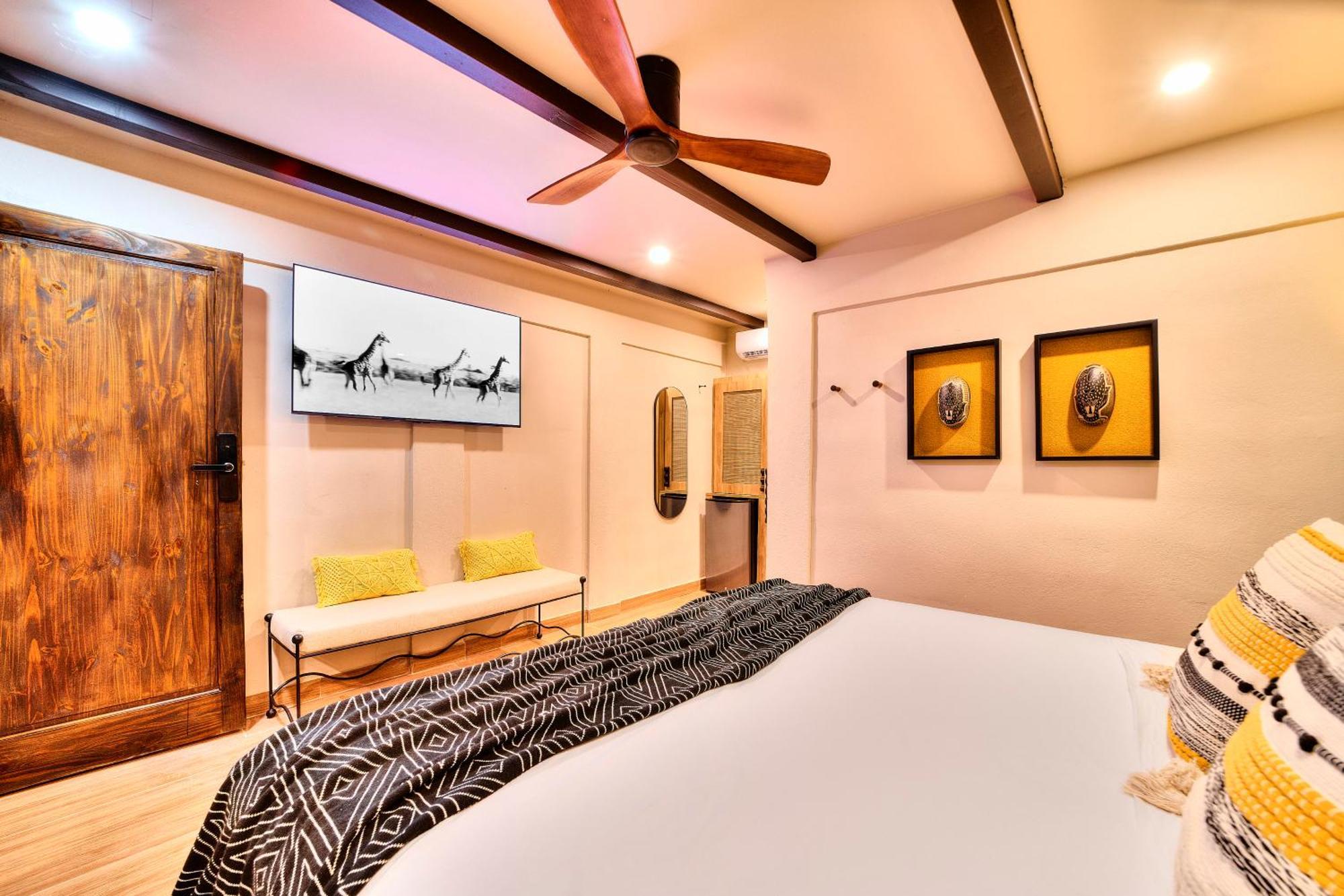 Conga Boutique Hotel Puerto Viejo de Talamanca Экстерьер фото