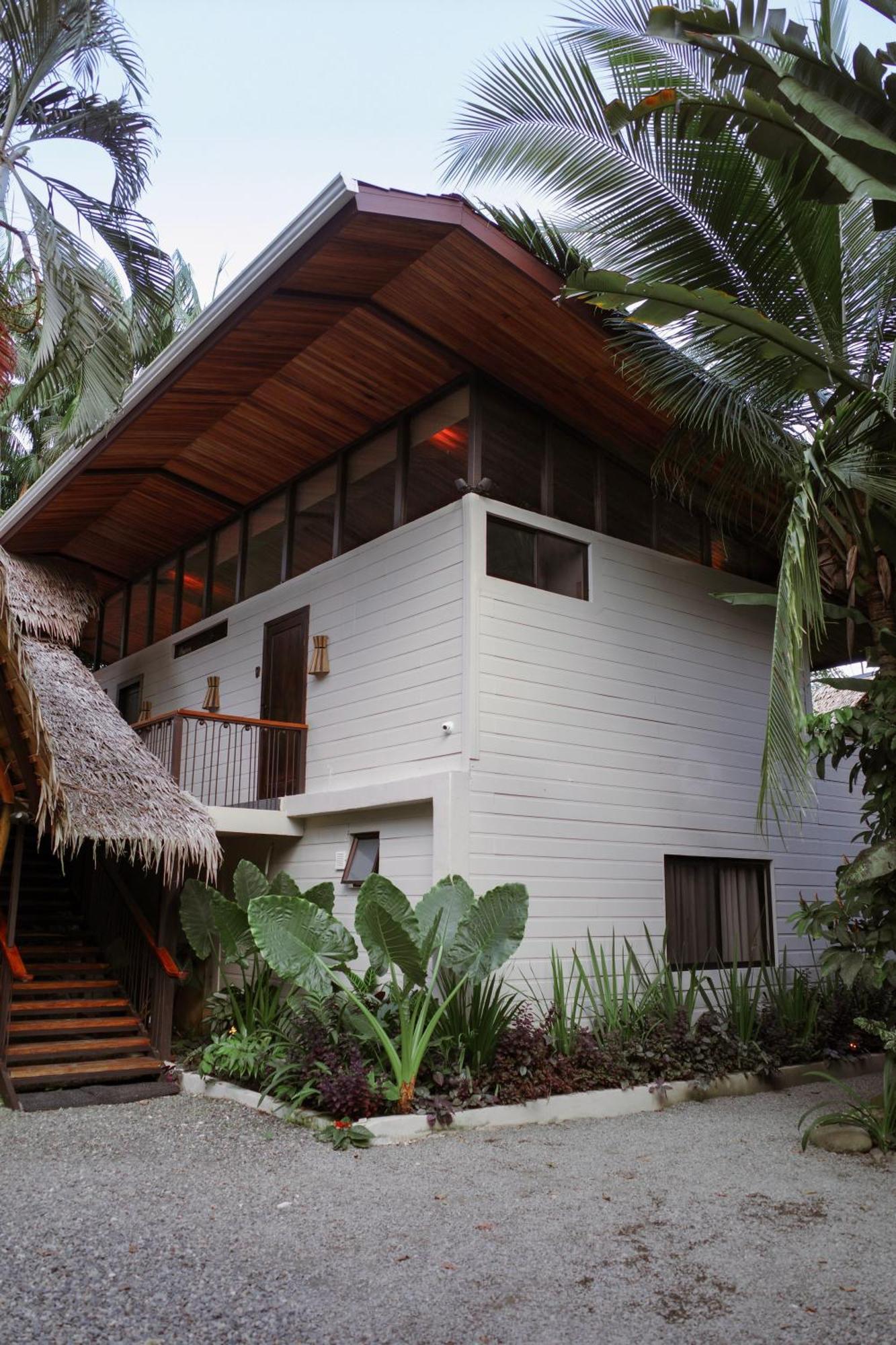 Conga Boutique Hotel Puerto Viejo de Talamanca Экстерьер фото