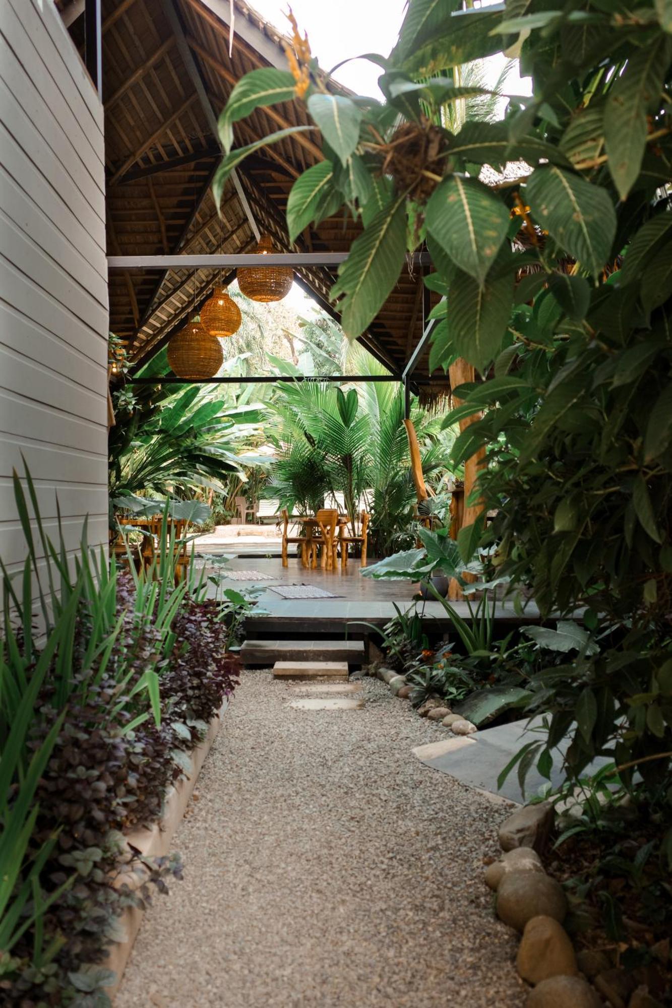 Conga Boutique Hotel Puerto Viejo de Talamanca Экстерьер фото